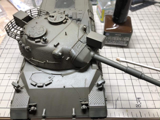 ＜LEOPARD 1 製作記＞ 汚しを入れたら、なんかバッチイ