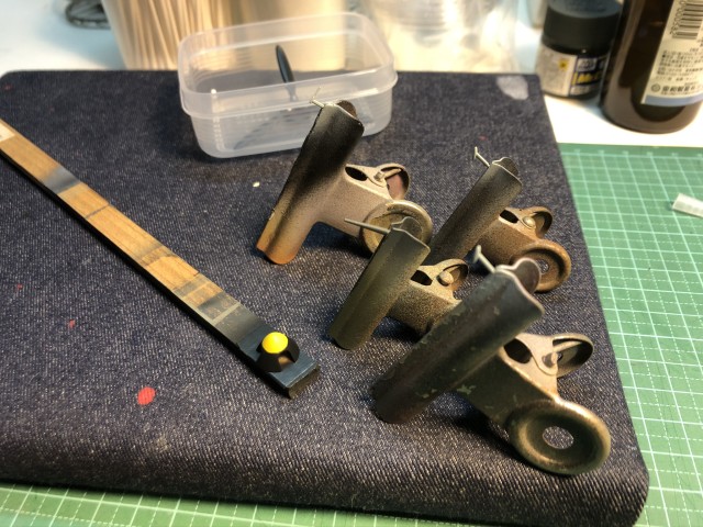 <Bf109 T-2 製作記> 小物の整形
