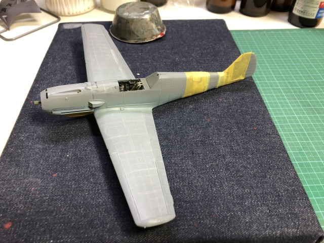 <Bf109 E-4/B 製作記> 識別帯のマスキング