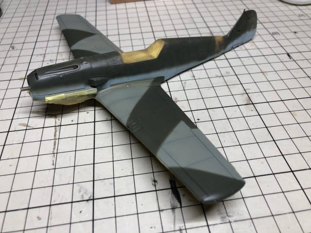 <Bf109 E-4/B 製作記> 場所が変わると色も変わる(-_-;)