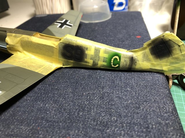 <Bf109 E-4/B 製作記> 機体識別コードのマスキング