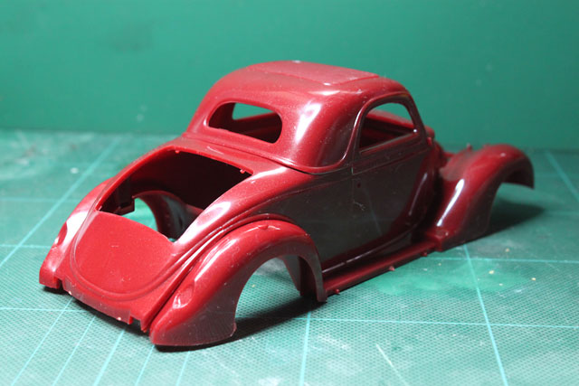 ＜1936 Ford Coupe 製作記＞ 形状確認_斜め後ろ