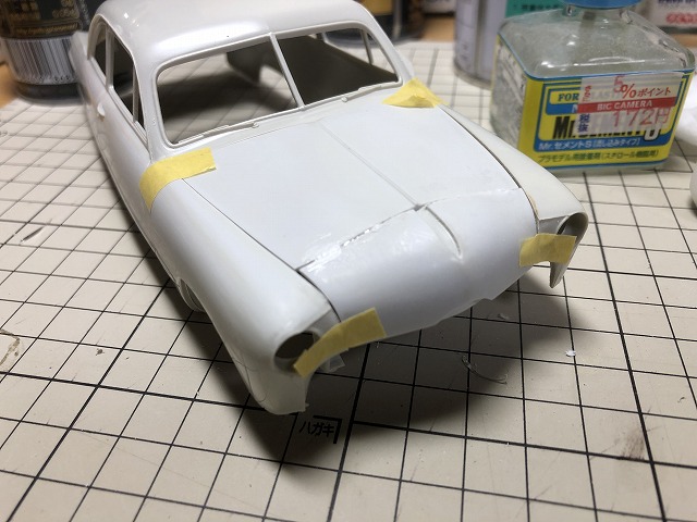 ＜1949 Ford 製作記＞ ざっくり接着