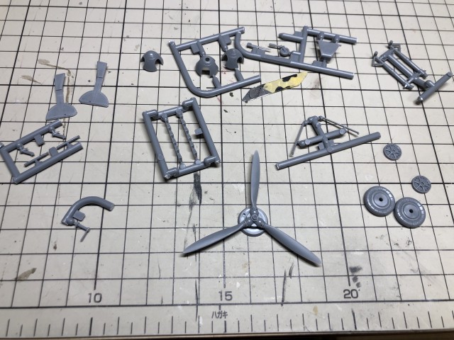 <Bf109 E-4/B 製作記> 残すは細かいパーツ